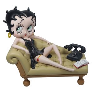 Betty Boop On Cream Chaise Lounge - 19.5cm